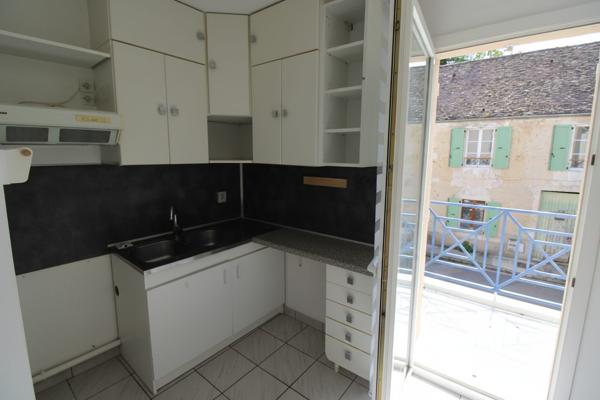 Appartement dans Le Mesnil-Saint-Denis