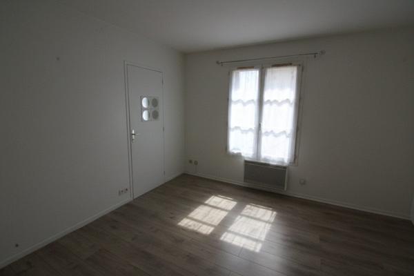 Appartement dans Le Mesnil-Saint-Denis