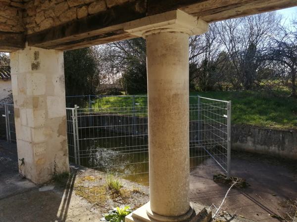 Ensemble immobilier, 5 maisons et dépendances
