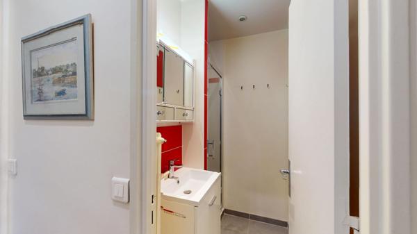 Dernier étage - Beau Balcon - Pas de vis-à-vis - Lumineux - Double box - Proche RER B - Appartement Chatenay Malabry 5 pièces 90.62 m2