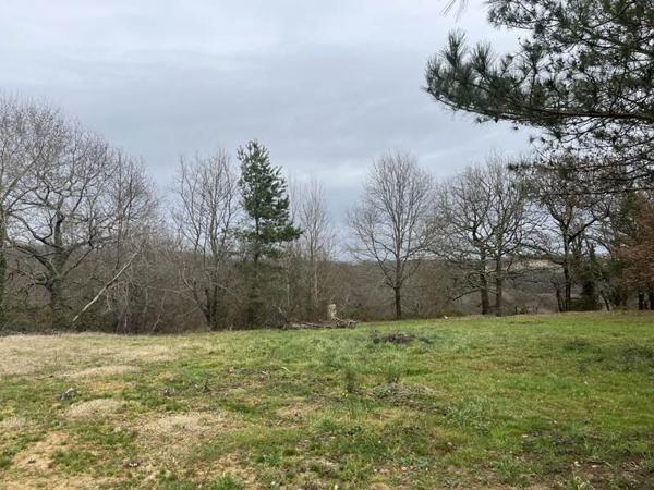 Terrain à vendre |  Aubiac |  1691 m²