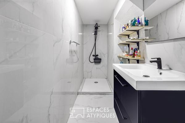 Joli cocon en rez-de-jardin à deux pas du port.