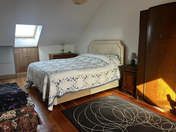 Maison de village de 3 chambres et petit jardin