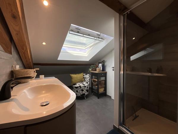 Loft T4 Brison saint innocent