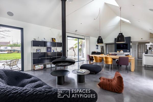 Maison d’architecte contemporaine avec parc et piscine