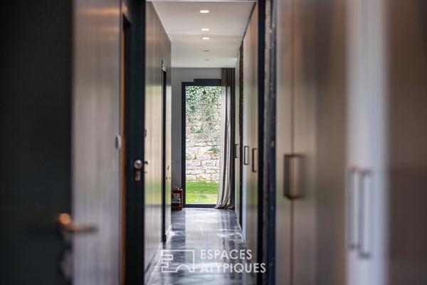 Maison d’architecte contemporaine avec parc et piscine