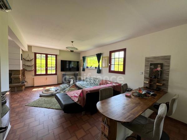 Maison à vendre 5 pièces PLOUNEVEZEL (29)