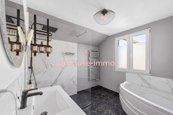 Maison à vendre 3 pièces de 111 m²