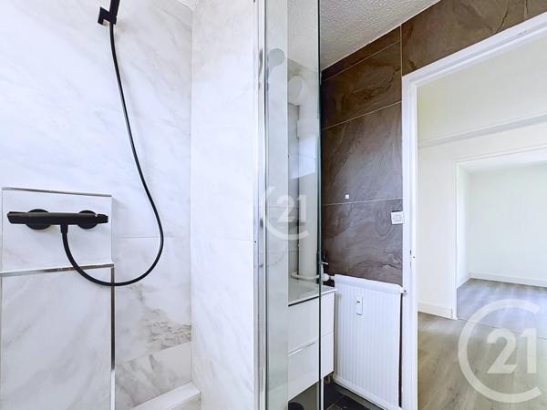 Appartement F3 à vendre  3 pièces - 58,51 m 2   BELFORT  - 90