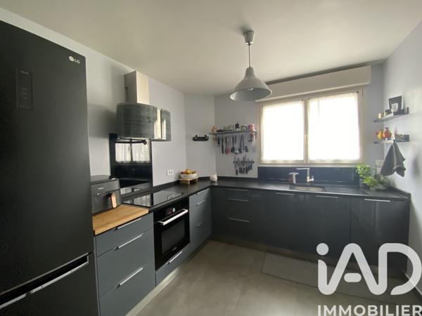 Maison à vendre 5 pièces 155 m² Saint-Fargeau-Ponthierry