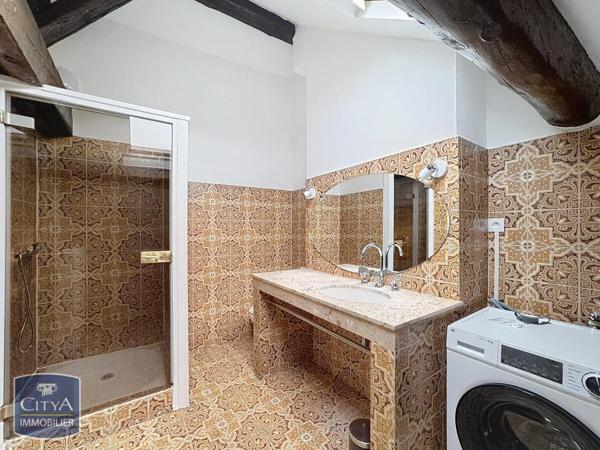 Appartement à louer 2 pièces 66.48m²