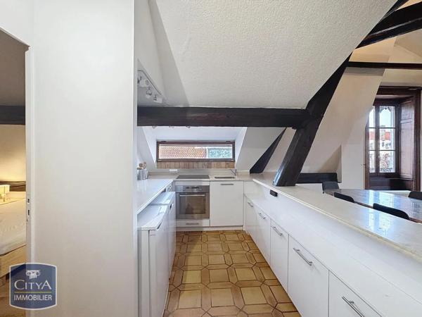 Appartement à louer 2 pièces 66.48m²