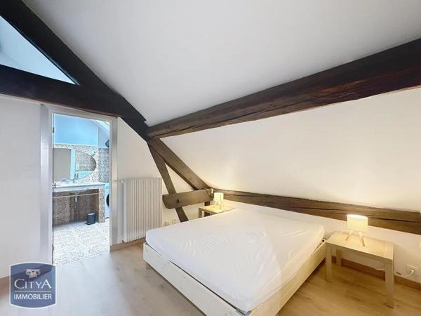 Appartement à louer 2 pièces 66.48m²