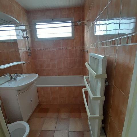 Maison Nouan Le Fuzelier dans quartier calme.