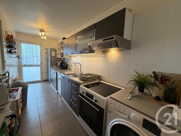 Appartement F3 à vendre  3 pièces - 71 m2 EVRY - 91
