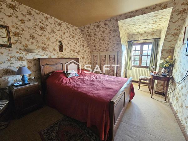 Charmante maison et une structure brute à finaliser