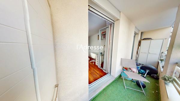 Appartement 4P / 3 chambres - 92.5m² + 16m² de balcons - Métro LIBERTE