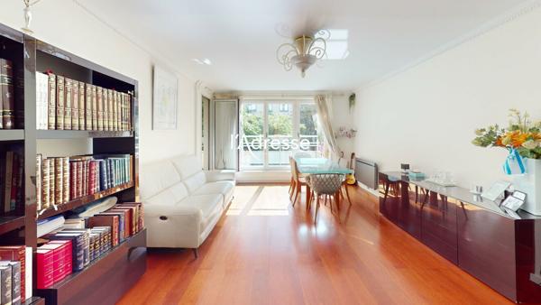 Appartement 4P / 3 chambres - 92.5m² + 16m² de balcons - Métro LIBERTE