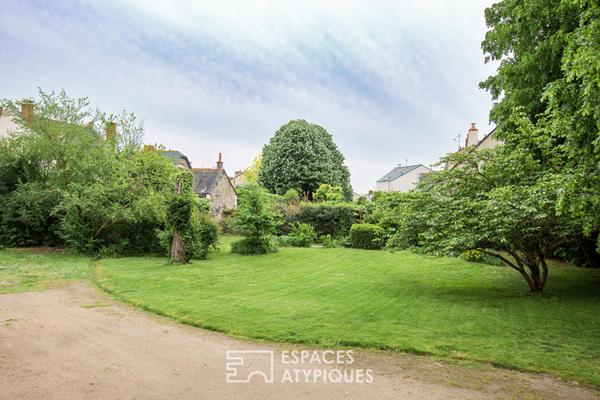 Le Joyau : Hôtel particulier du XIXe et son jardin secret