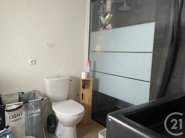 Appartement F2 à vendre  3 pièces - 96,60 m2 REBAIS - 77