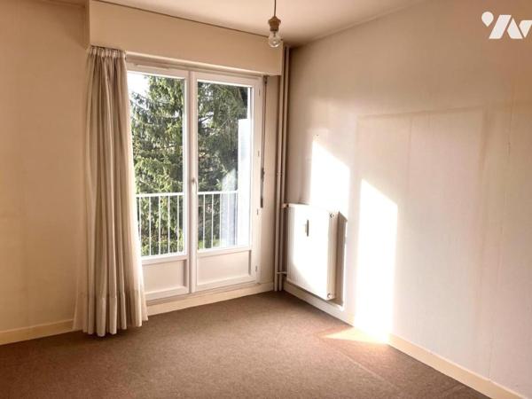 Appartement 2 chambres rue Henri BAIGUE 1er étage avec balcon