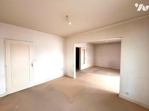 Appartement 2 chambres rue Henri BAIGUE 1er étage avec balcon