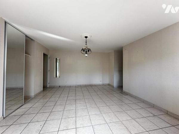 A VENDRE VANNES PROCHE GARE SPACIEUX T2 AVEC GARAGE