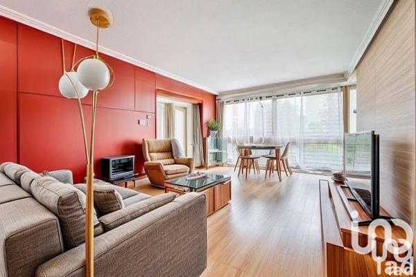 Appartement 4 pièces de 84 m² à Ris-Orangis (91130)