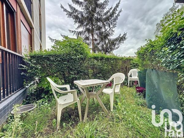 Appartement 4 pièces de 84 m² à Ris-Orangis (91130)