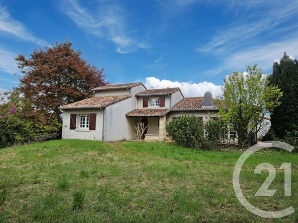 Maison à vendre  6 pièces - 153 m2 VOUNEUIL SOUS BIARD - 86