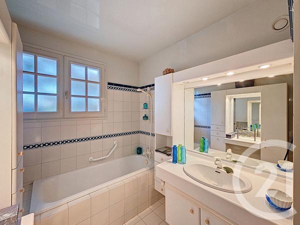 Maison à vendre  6 pièces - 153 m2 VOUNEUIL SOUS BIARD - 86