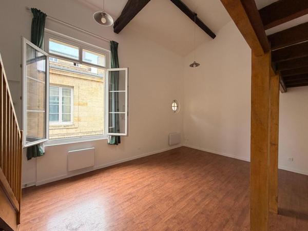 Quinconces - grand studio - mezzanine