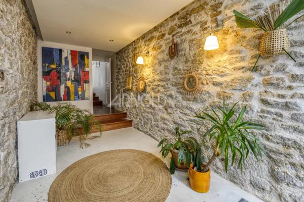 Maison 300 m²