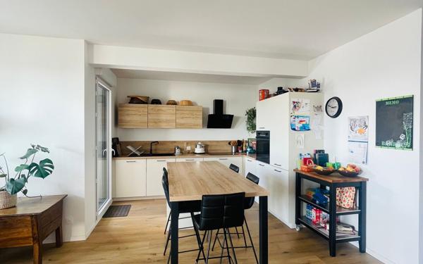 Appartement à vendre    4 pièces • 91,41 m2 Saint-Nazaire