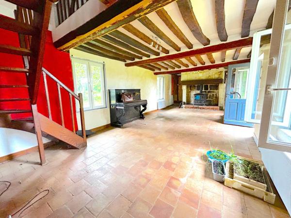 2 MAISONS SUR TERRAIN D'ENV 8000M2