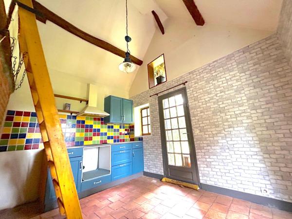 2 MAISONS SUR TERRAIN D'ENV 8000M2