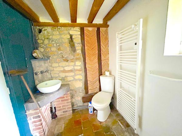 2 MAISONS SUR TERRAIN D'ENV 8000M2