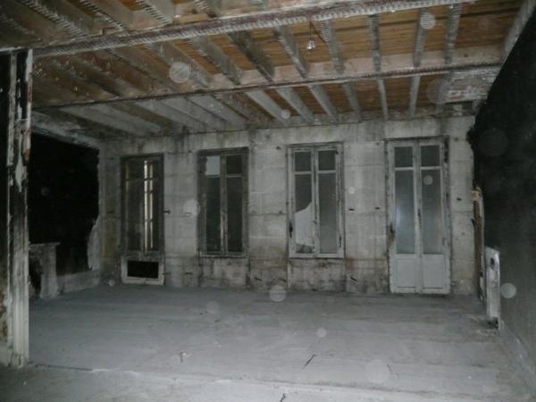 ⚜ COGNAC Rue Piétonne, A vendre IMMEUBLE à RENOVER avec Local Commercial et Logements ⚜