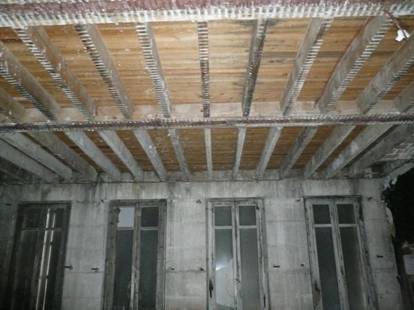 ⚜ COGNAC Rue Piétonne, A vendre IMMEUBLE à RENOVER avec Local Commercial et Logements ⚜