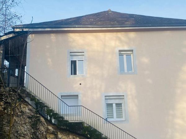 Maison / Immeuble  individuel 252 m2- 3 logements- Saint Amour