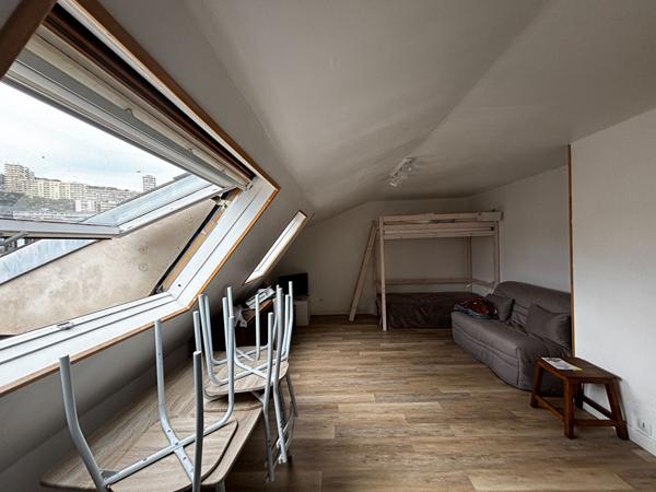 A LOUER STUDIO 20000 AJACCIO CENTRE VILLE PLACE DIAMANT