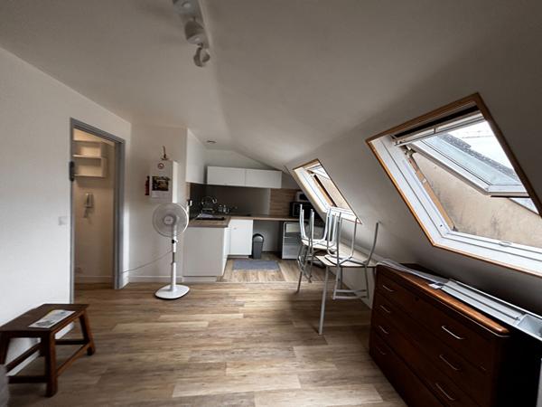 A LOUER STUDIO 20000 AJACCIO CENTRE VILLE PLACE DIAMANT