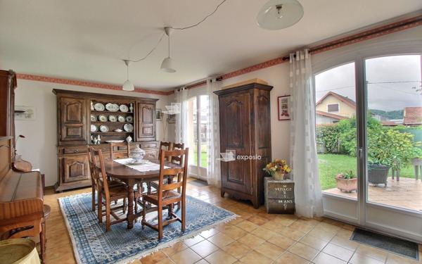 Maison à vendre    6 pièces •  Lons
