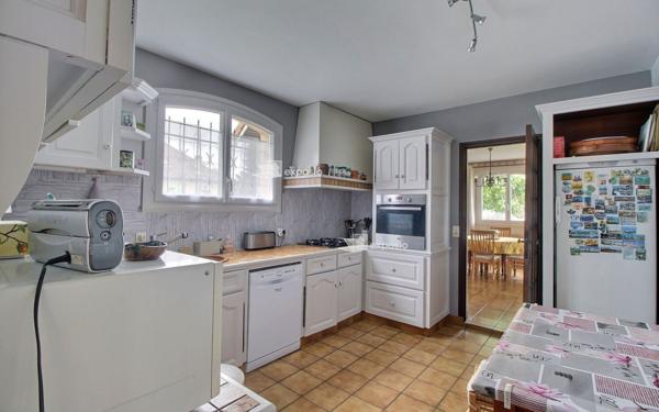 Maison à vendre    6 pièces •  Lons