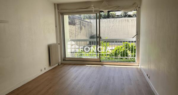 À vendre Studio 28.25 m² - Paris 75015