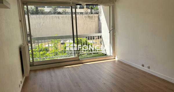 À vendre Studio 28.25 m² - Paris 75015