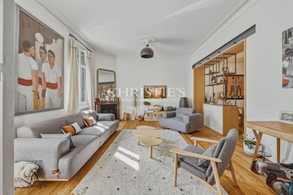 MAISON DE MAÎTRE RÉNOVÉE AVEC MAISON D’INVITÉS, PISCINE ET GARAGES