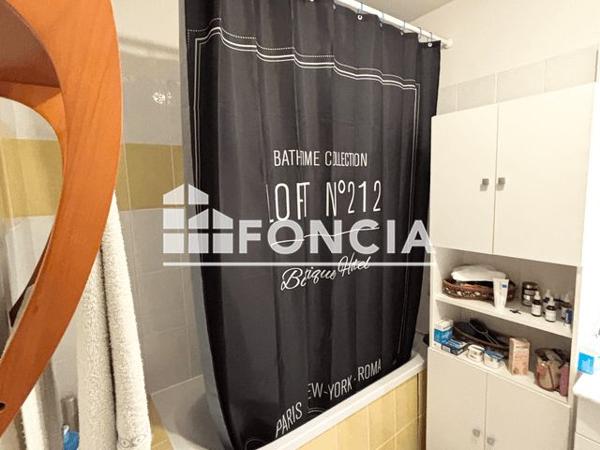 Location Appartement 2 pièces 55.1 m² - 144 AVENUE DE ROMANS Valence 26000