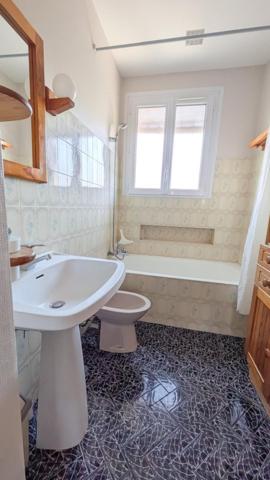 SECTEUR RECHERCHE ET PROCHE COMMERCES