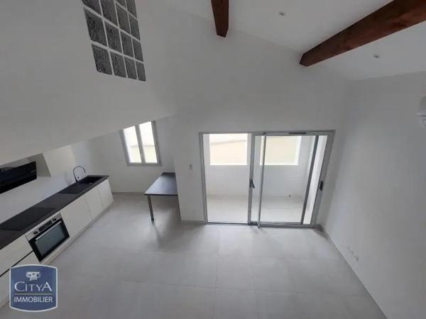 Appartement à louer 1 pièce 30.75m² Clermont-l'Hérault (34800)